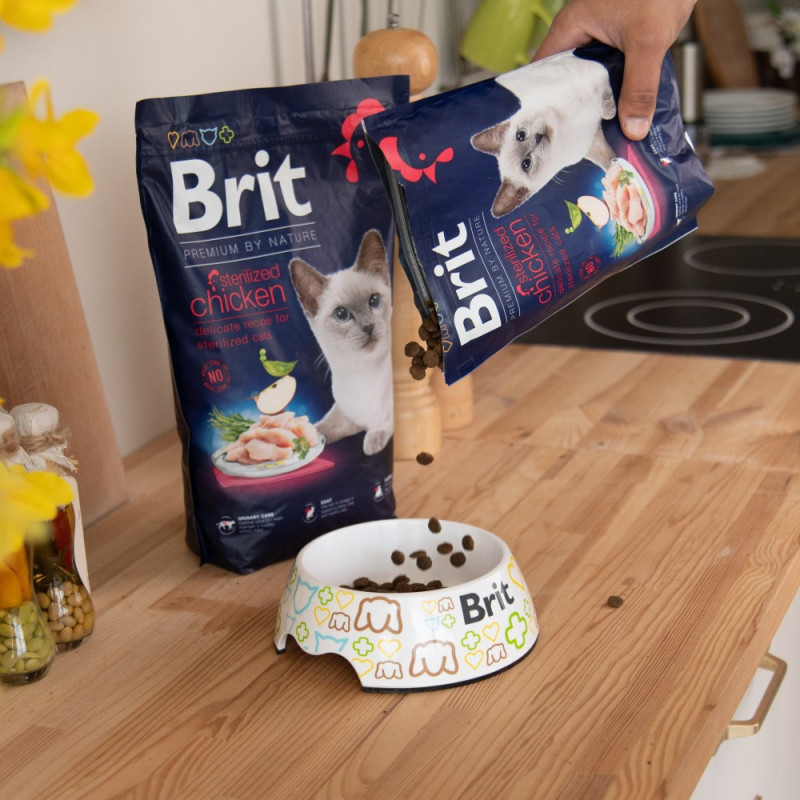 Сухий корм 300 г для Стерилізованих Котів з Куркою Sterilised Brit Premium by Nature 4