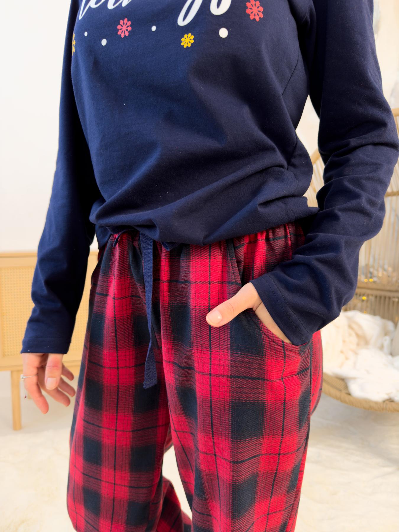 Пижама женская S Новогодняя (кофта + брюки) Сине-Красная COSY - фото 3